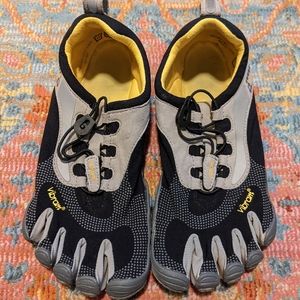 Vibram Athletic Shoes for Men - Poshmark